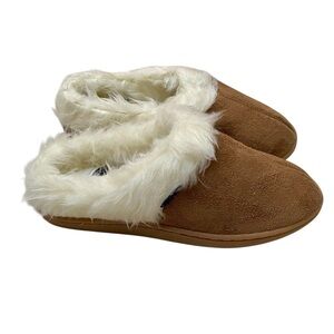 Pendleton Women's Slippers- New In Box- W8